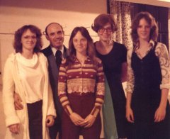 Art Froese Jr family 1952.jpg